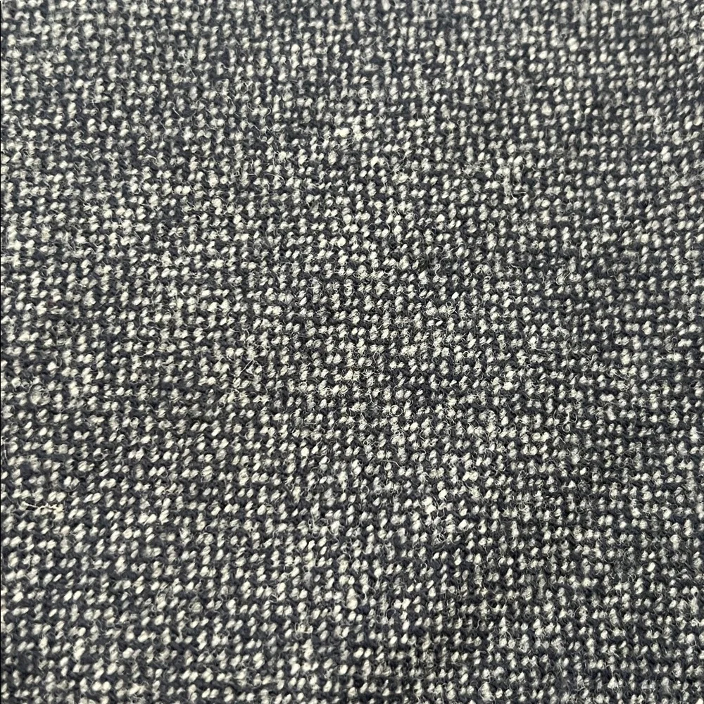 🐑Twill Pattern Navy+Gray Fringed Virgin Wool Scarf | Fairibault Woolen Mill Co.